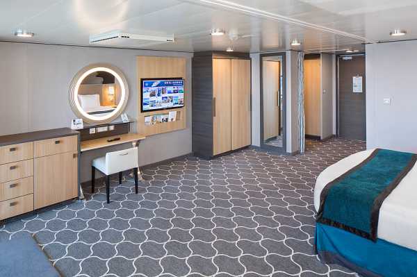 Cabina Familiare Accessibile con vista mare a bordo di una nave di Royal Caribbean