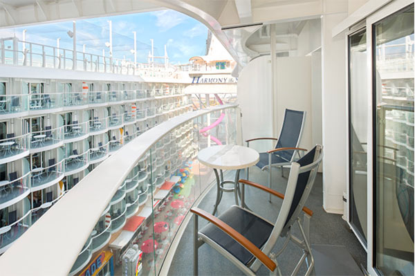 Balcone delle camere vista Boardwalk a bordo di Royal Caribbean